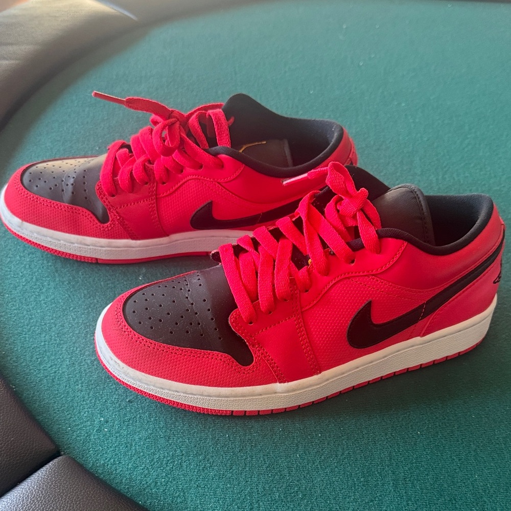 jordan dunks Red and Black Athletic Sneakers